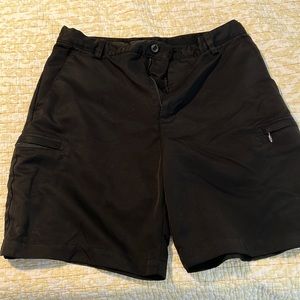 Izod golf shorts, 33